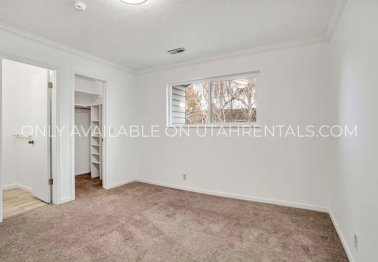 1639 Woodland Dr — Photo 6
