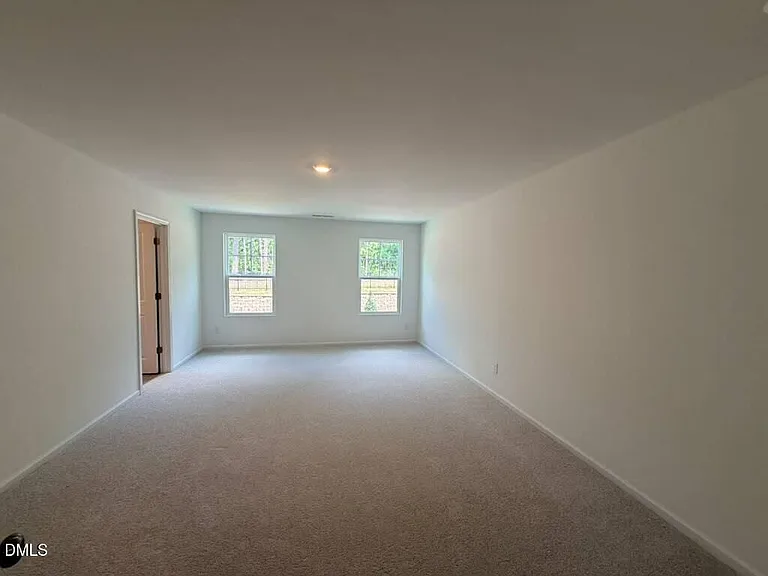 228 Deercroft Dr — Photo 13