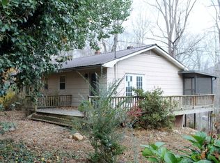 62 Flatrock Dr, Franklin, NC 28734