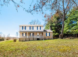 116 Fox Trot Dr, Mars, PA 16046