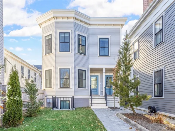 96 Otis St APT 1, Cambridge, MA 02141