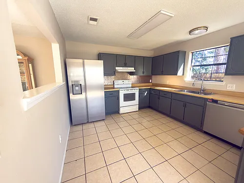2109 Bellmeade Cir Photo 1