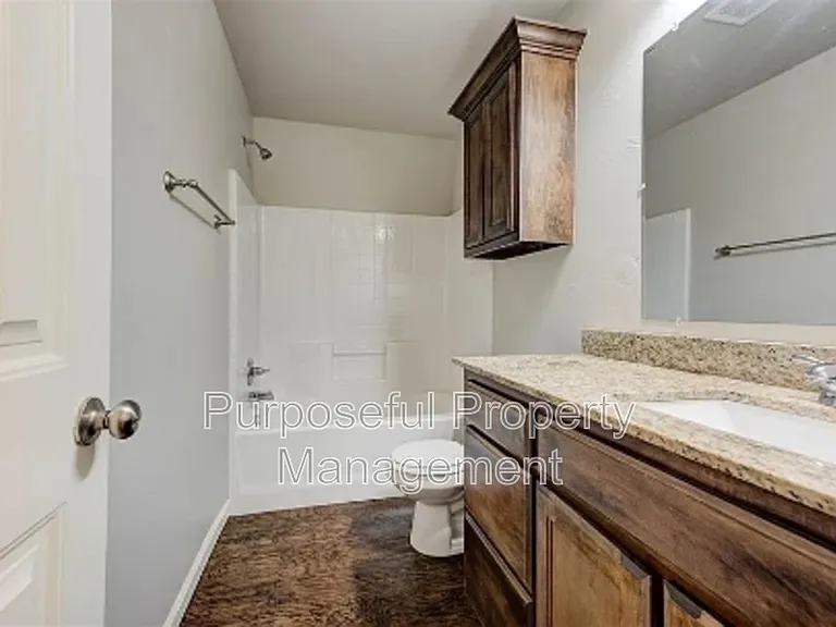 4313 Edinburg Way — Photo 18