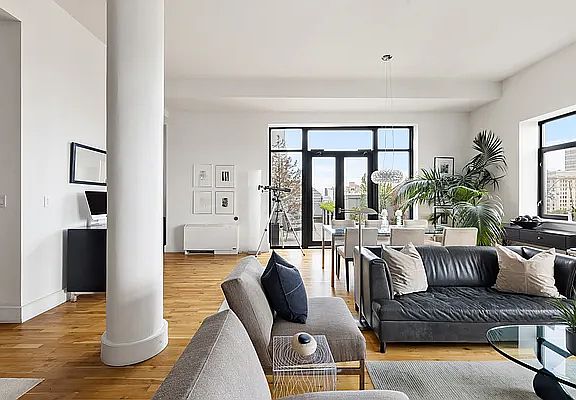 2nd image of 360 Furman St APT 1206
