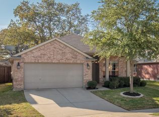 2001 Sharpsbury Dr, Euless, TX 76040