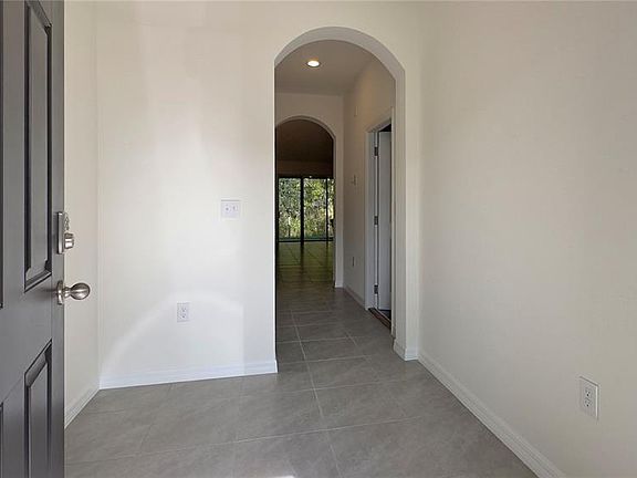 2nd image of 1570 Hubbell Rd