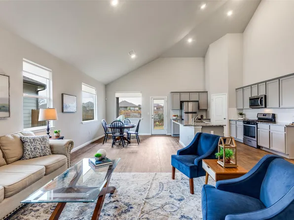 111 Rainmaker Cv, Bastrop, TX 78602