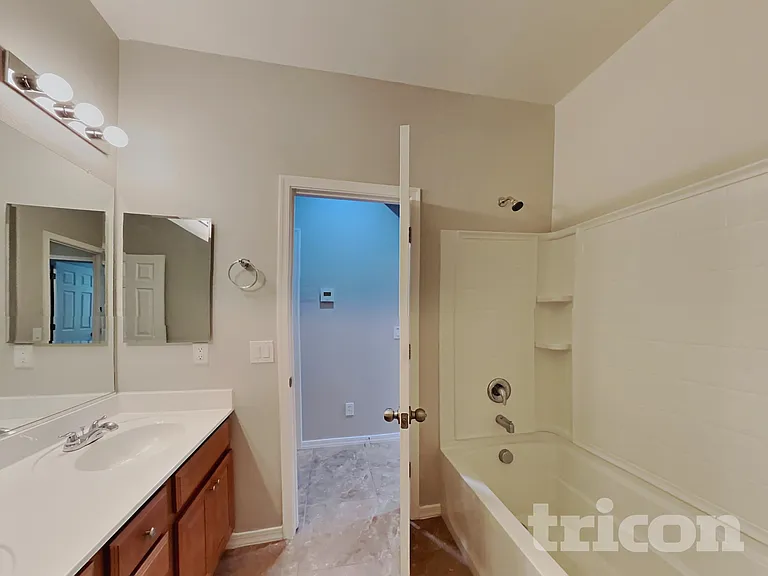 2403 W Kristina Ave — Photo 16
