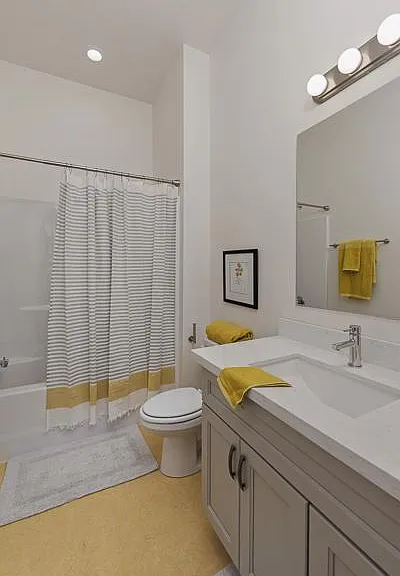 290 Burnett Ave S #200 — Photo 8