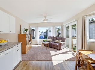 747 Old Place Rd #511, Central Saanich, BC V8M 0C3