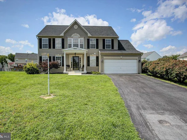 10004 Shirley Ct, Hagerstown, MD 21740