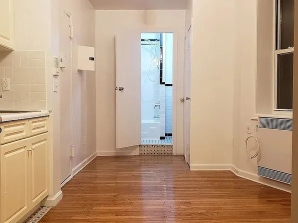 79 Mott St APT 10, New York, NY 10013