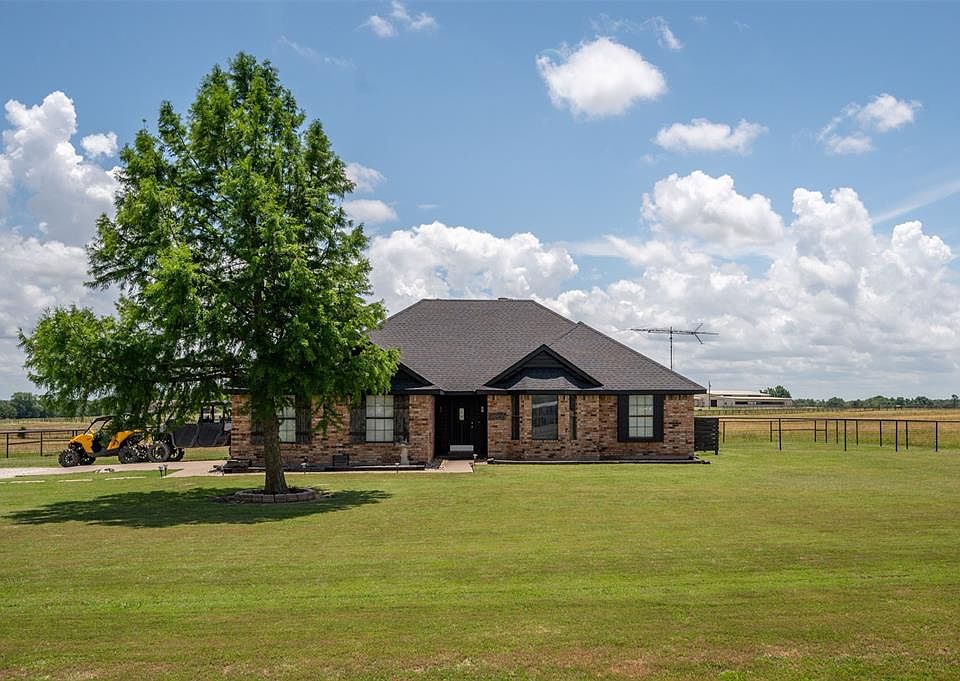 2533 County Road 4105, Greenville, TX 75401 MLS 20151770 Zillow
