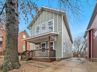 304 S College Ave, Fayetteville, AR 72701