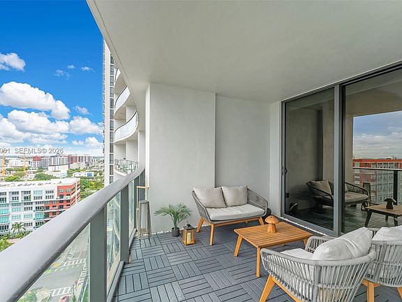 3rd image of 1600 NE 1st Ave APT 1511