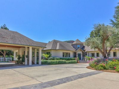 8 Calera Canyon Rd, Salinas, CA, 93908