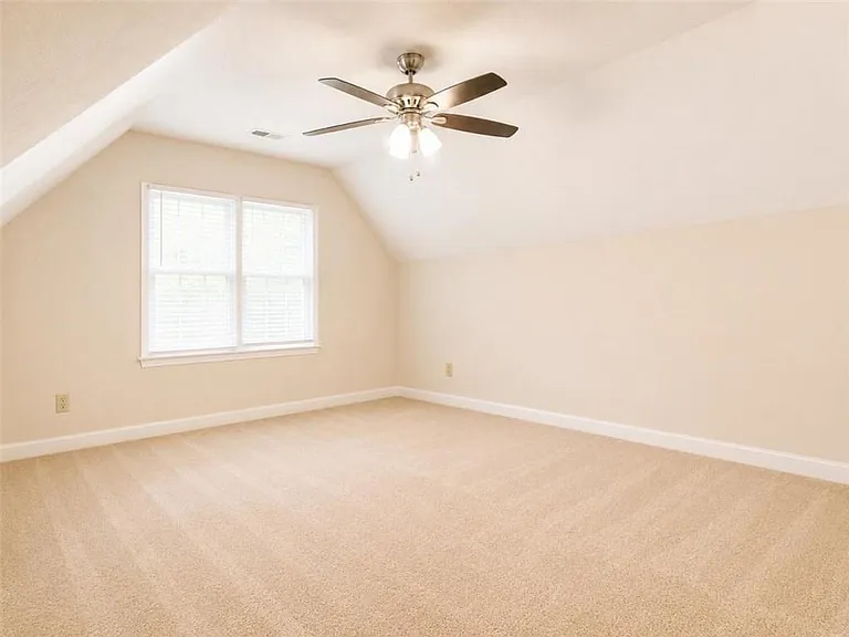 1630 Green Oak Cir — Photo 22