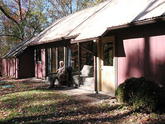 Lockable workshop far left