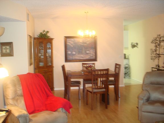 2nd image of 2400 Columbia Dr APT 44