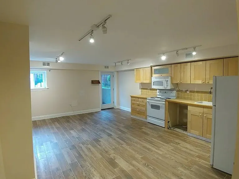 1527 1st St NW #GROUND FLOOR — Photo 3