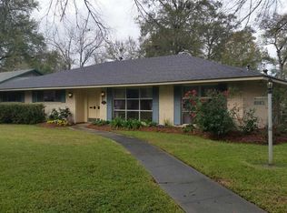 8983 Meadowood St, Baton Rouge, LA 70815