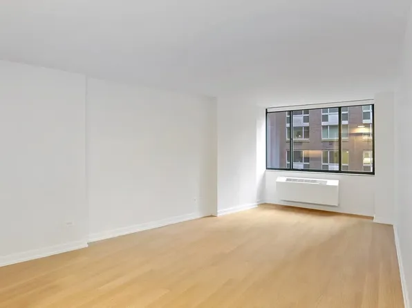 75 W End Ave, New York, NY