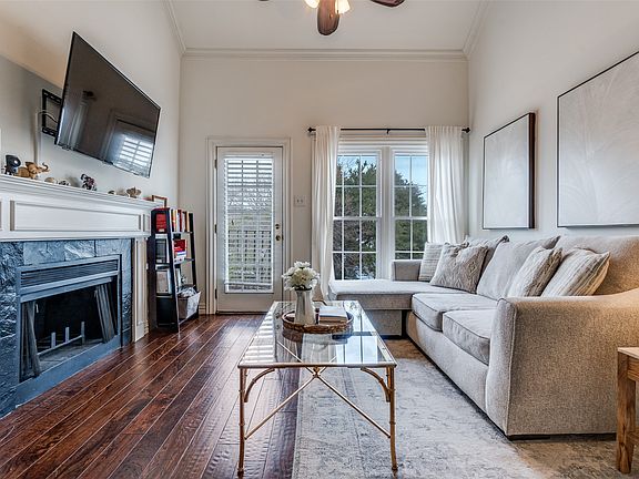 4th image of 4034 Rawlins St APT 208
