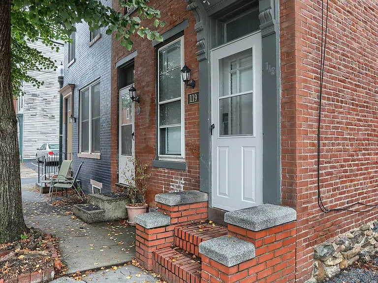 119 Herr St — Photo 11