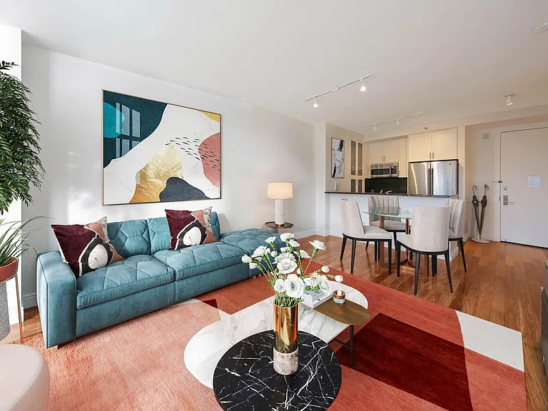 320 W 38th St #1531 — Photo 3