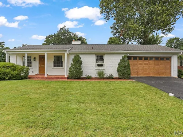 1031 Glenway Dr, Saint Louis, MO 63122