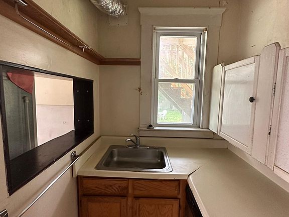 3rd image of 22 Hallock Ave #A