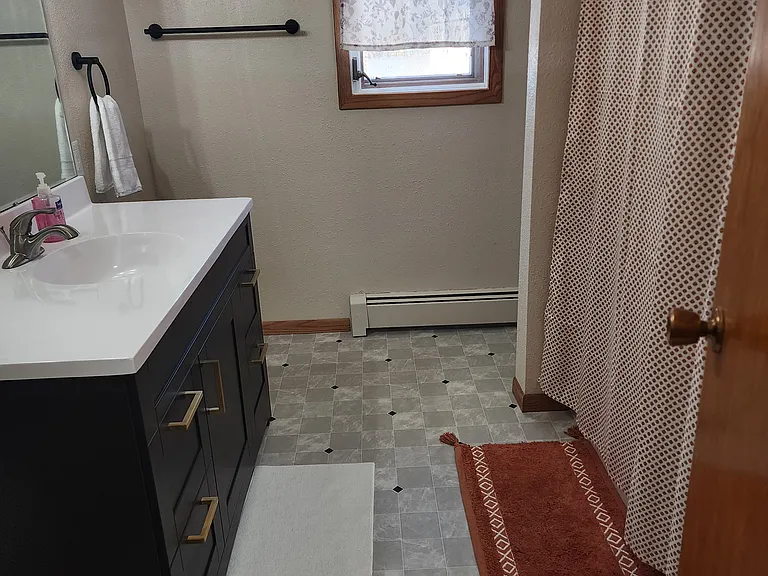 1110 N 17th St #2 — Photo 9
