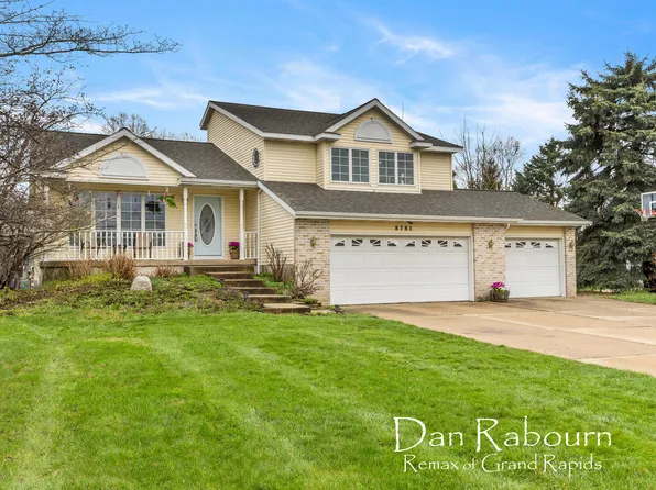 8781 Astro Dr, Jenison, MI 49428