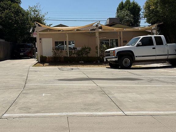 2nd image of 11064 San Juan St