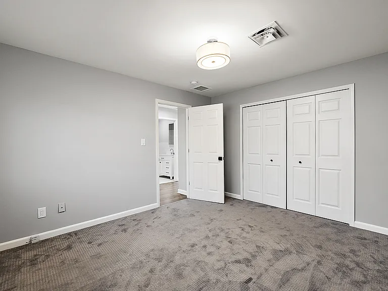 747 W Nine Mile Rd #3 — Photo 10