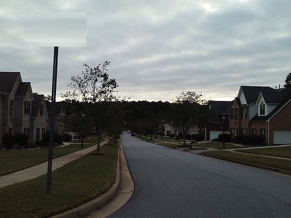 5th image of 1199 Saxony Dr SE