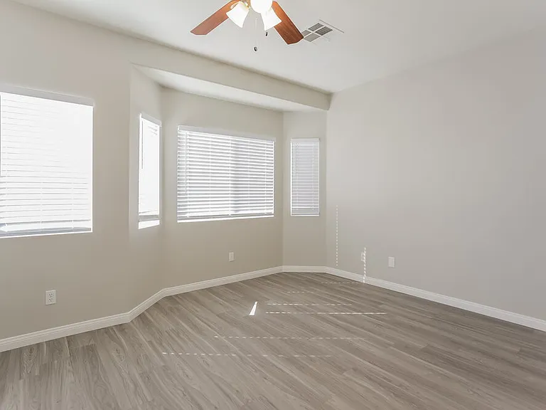 10413 Sloping Hill Ave — Photo 10