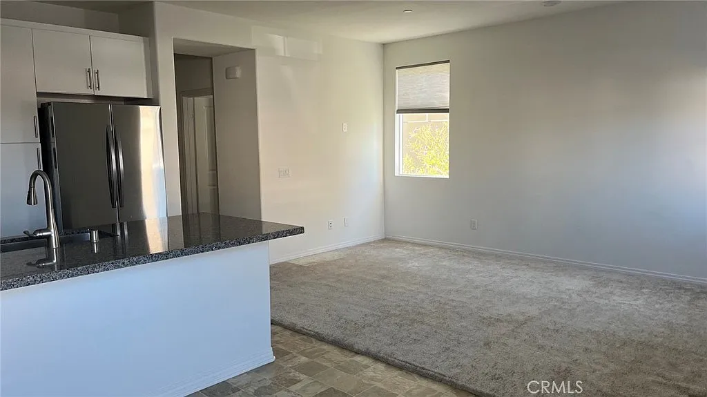 3 bed, 2.5 bath, 1506 sqft, $3,100 — Photo 3