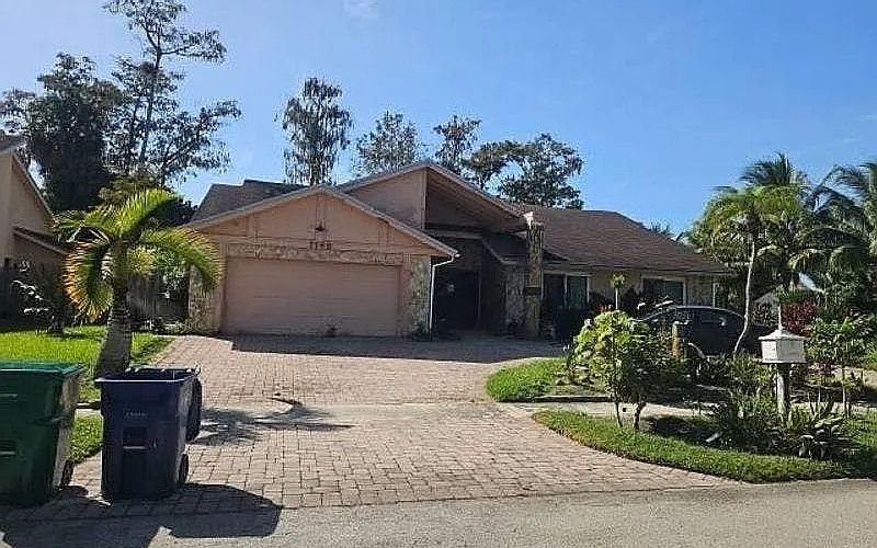 1st image of 7198 NW 49th St