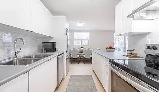 770 Wonderland Rd S #760 — Photo 25
