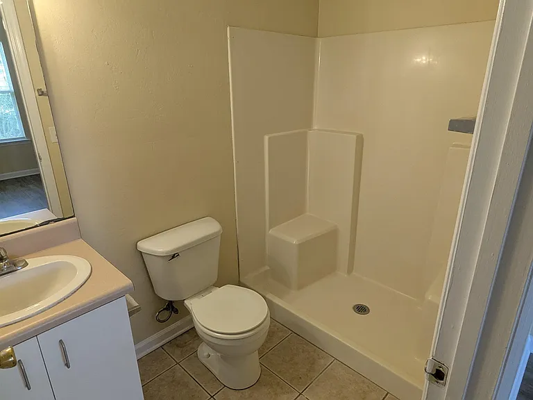705 W Georgia St #1 — Photo 11