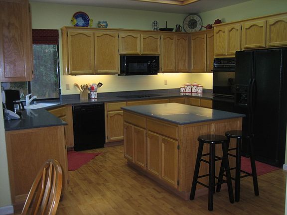 Gourmet Kitchen