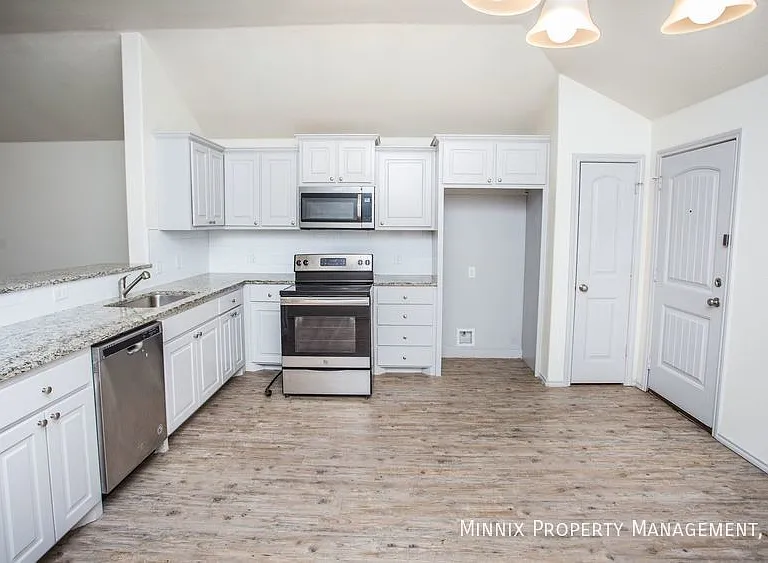 1118 Preston Trl — Photo 22