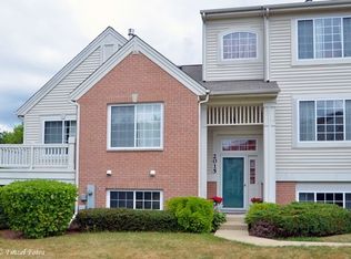 2015 Concord Dr, McHenry, IL 60050