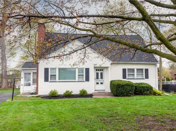 697 Marshall Rd, Rochester, NY 14624