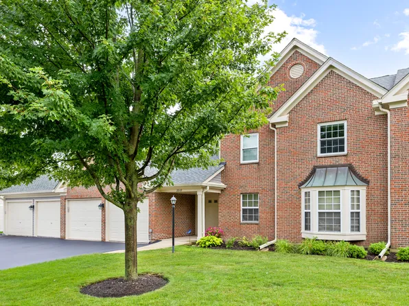 2849 Meadow Ln #B, Schaumburg, IL 60193