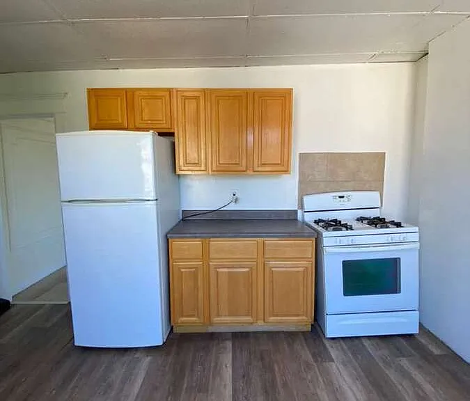 121 Yonkers Ave #4 — Photo 5