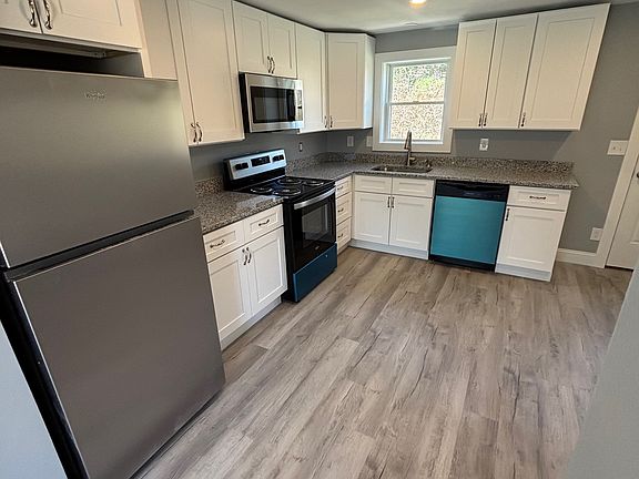 2nd image of 244 South Rd APT 2