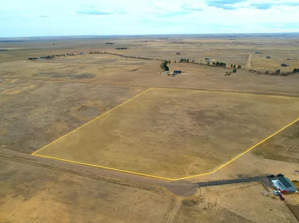 10 Timberlake Ct, Byers, CO 80103