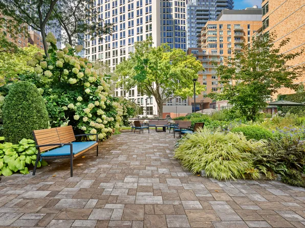 175 Willoughby Street image 13 of 17